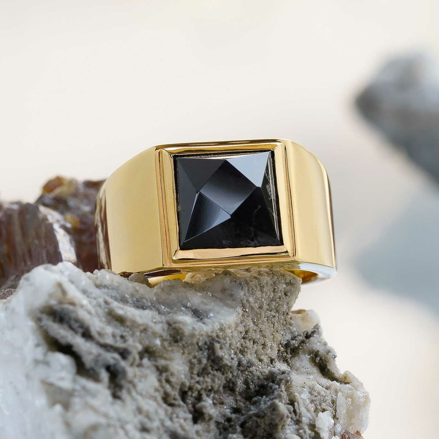 000000023177-01.jpg?size=l&w=