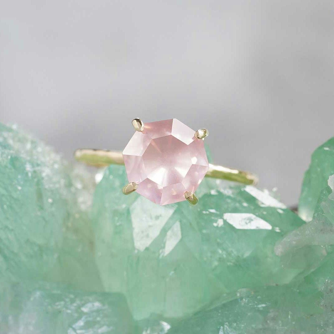 Rose quartz & Pink stone charm 5.16 /ローズクォーツ | Hariqua