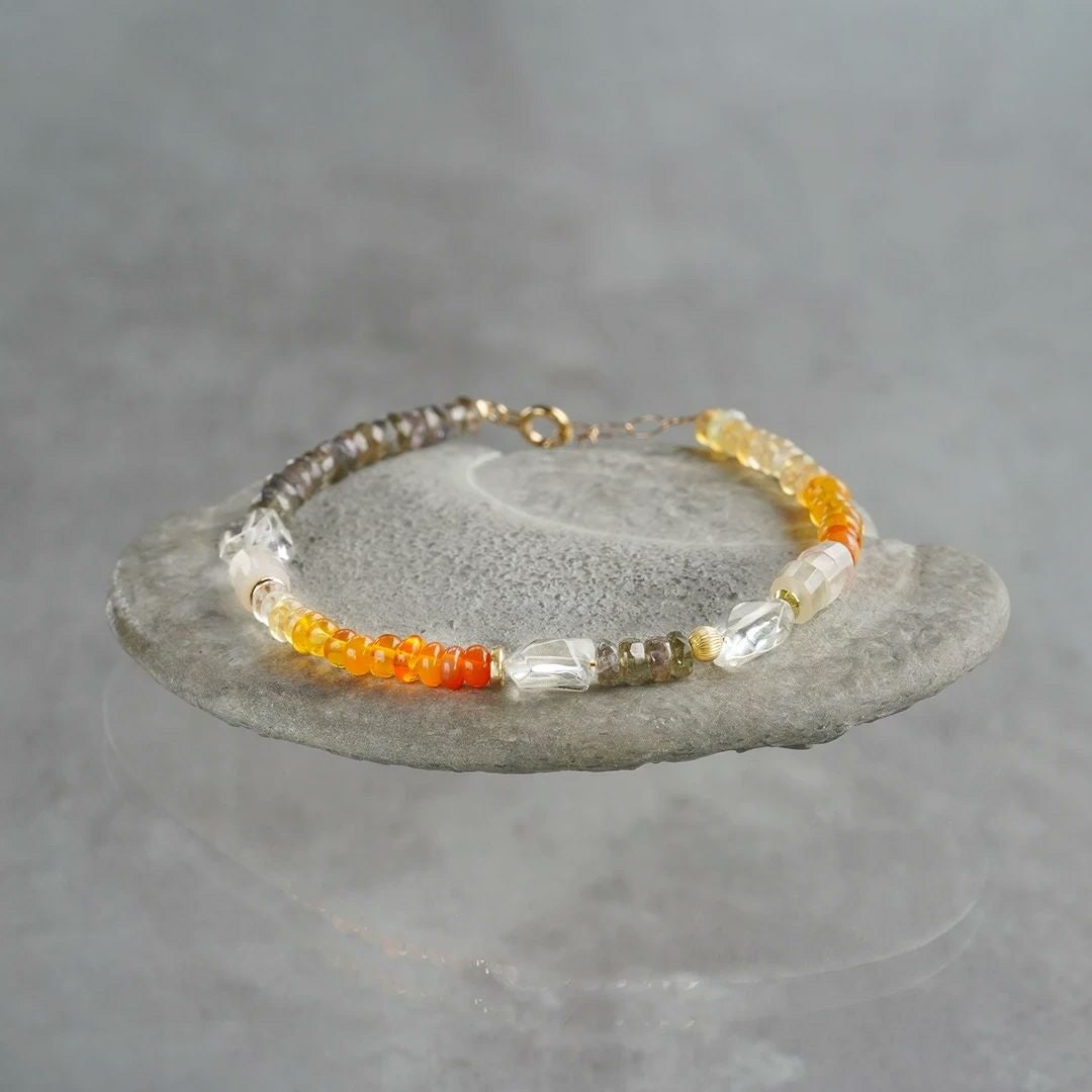 Fire opal × Quartz bracelet /ファイアオパール、クォーツ | Hariqua