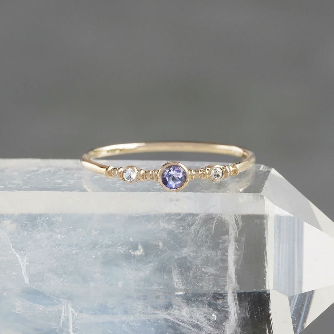 Iolite oval pinky ring /アイオライト | Hariqua-パワーストーン