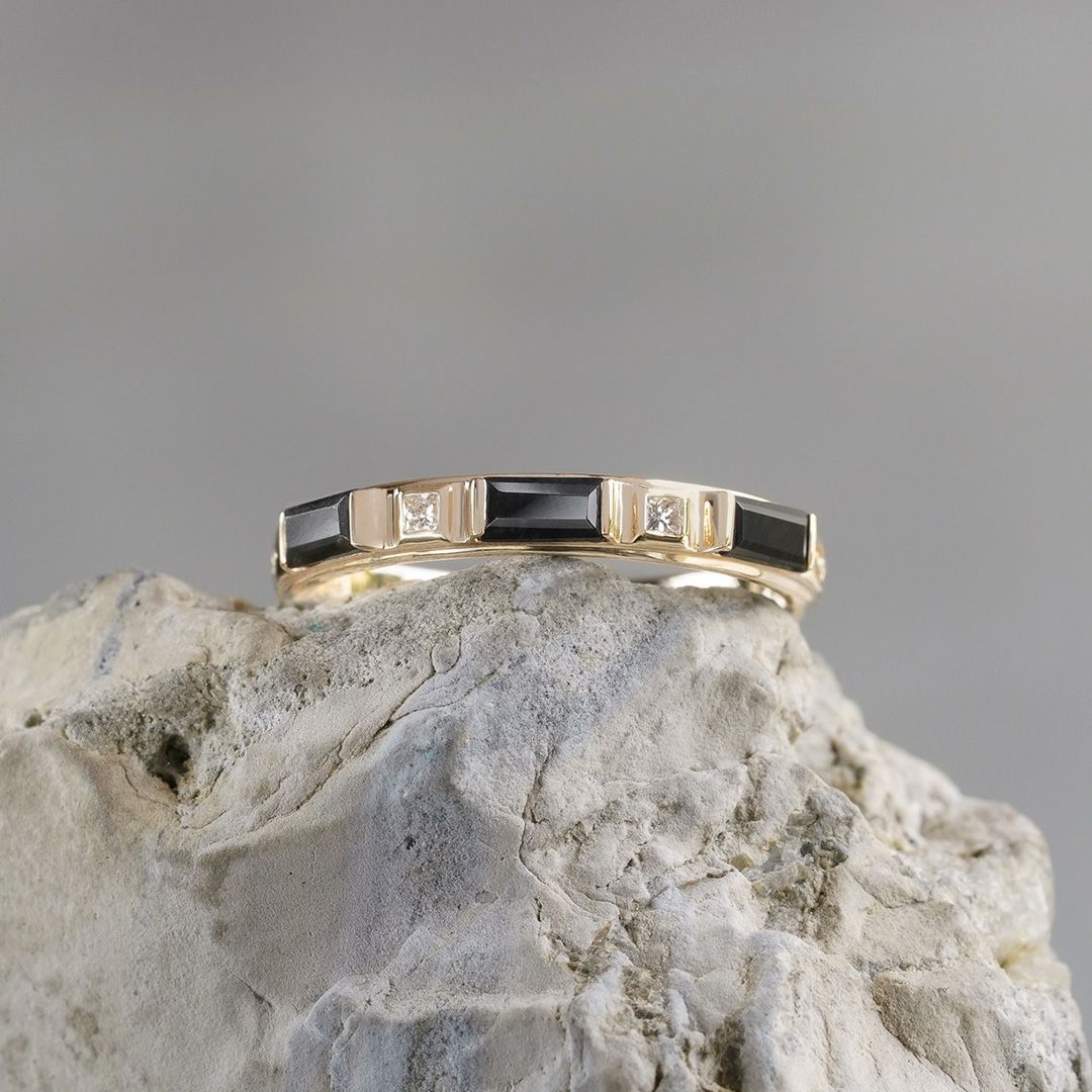 000000027795-01.jpg?size=l&w=