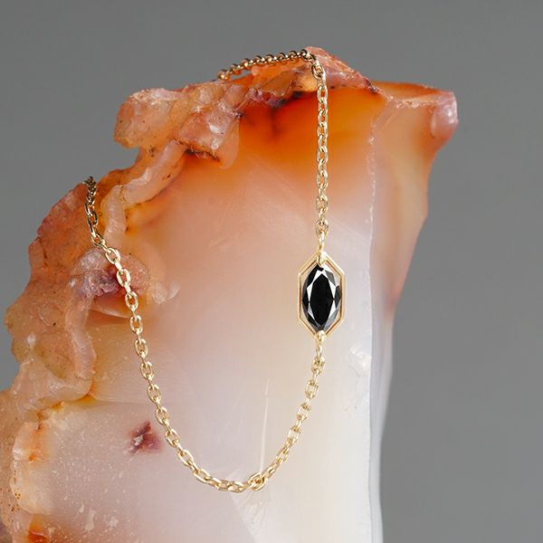 Black diamond single pierce /ブラックダイヤモンド | Hariqua