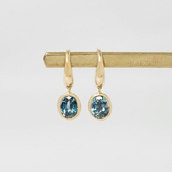 ♥️天然石ピアス♥️No.70★1300円★ブルーサファイアコッパースライス Blue sapphire pierce 0.91 /ブルーサファイア | Hariqua