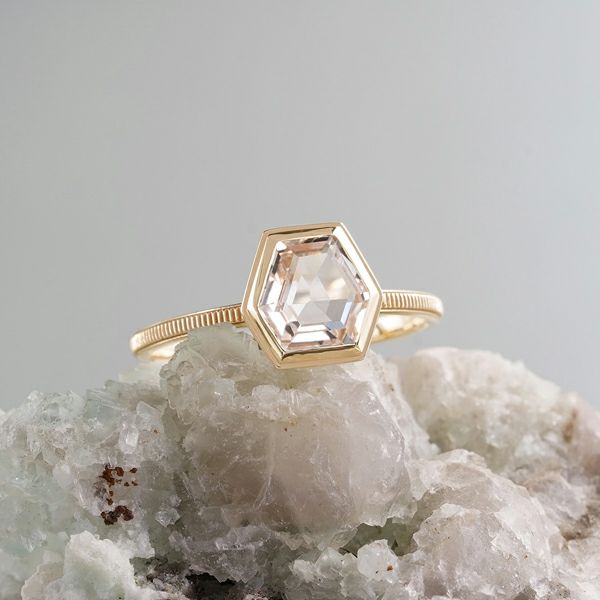 Azeztulite disk charm /アゼツライト | Hariqua-パワーストーン