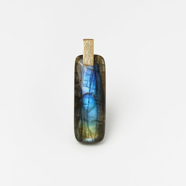 ラブラドライトのチャーム　C-820 Labradorite charm 27.89 /ラブラドライト | Hariqua-パワーストーン