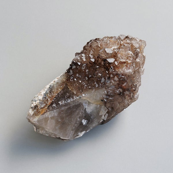 Elestial smoky quartz 2830g /エレスチャルスモーキークォーツ