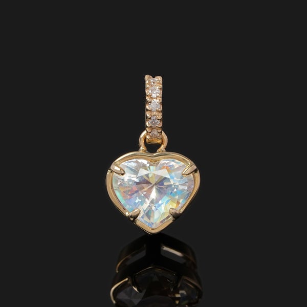 Rainbow moonstone × Diamond charm 1.04 /レインボームーンストーン